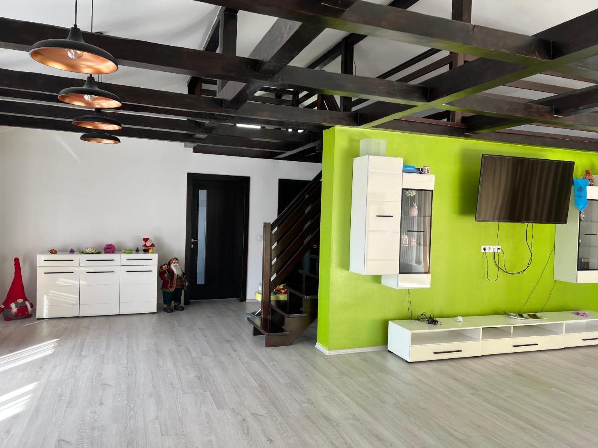 Casa Rafael Ξενοδοχείο Sighetu Marmaţiei Εξωτερικό φωτογραφία